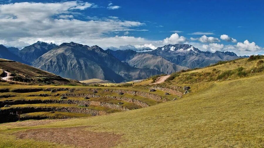 Cusco | Visit Maras, Moray, Chinchero, Pisac | Valle Vip - Shopping stops and the question of your time