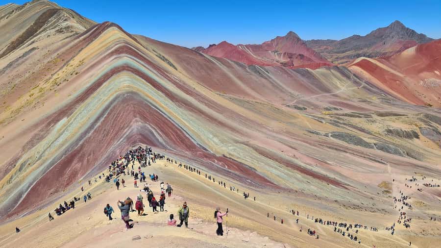 Cuzco: Rainbow Mountain Excursion - Views, animals, and changing mountain colors