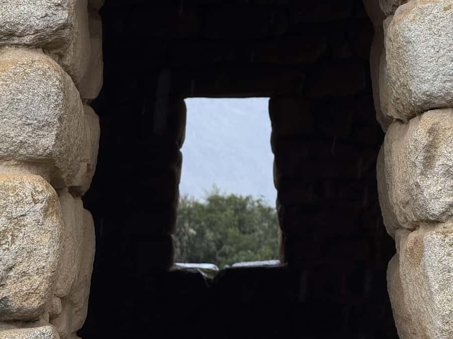 Excursion from Cusco to Machu Picchu + Entrance Tickets Incl - Lunch and the long wait in Aguas Calientes
