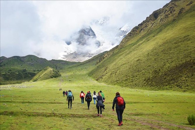 Excursion to Humantay Lake from Cusco - From Soraypampa to the lake at 4,250 meters