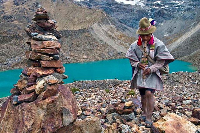 Excursion to Humantay Lake from Cusco - The 4:30 am start and the road to Mollepata