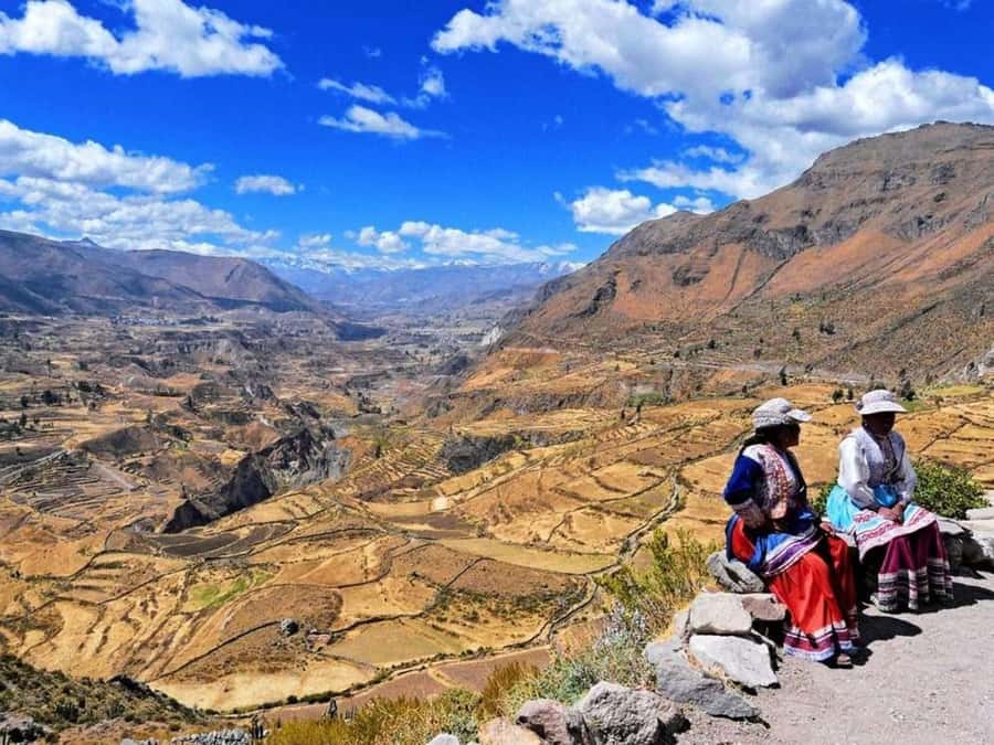 From Arequipa: Full Day Tour of Colca Canyon with Meals - Chacapi hot springs and the Chivay lunch stop