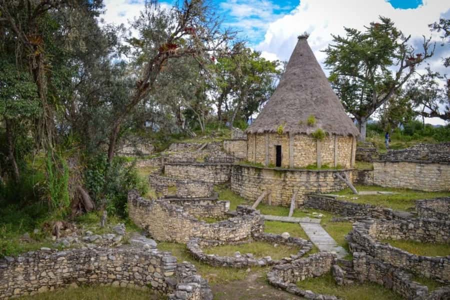 From Chachapoyas: Full-Day Tour to Kuelap Fortress - The 40-minute walk to the fortress