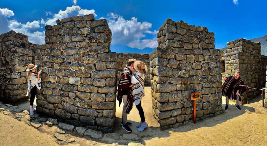From Cusco: 1-day Machu Picchu Tour by Train - The Bus Ride Up to Machu Picchu