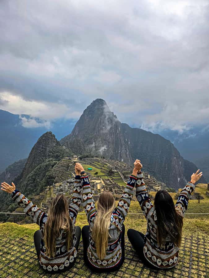 From Cusco: 1-day Machu Picchu Tour by Train - Lunch, Baths, and the Long Return