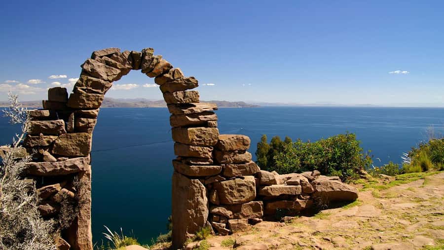From Cusco: 2-Day Lake Titicaca Tour - Day 2: Uros, Taquile, and a full day on Lake Titicaca