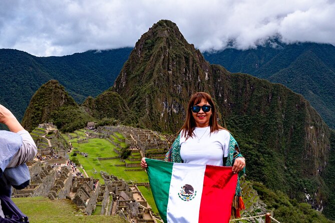From Cusco - 2-Day Tour to the Sacred Valley and Machu Picchu with Lunch - Lunch is included, but the return can be long