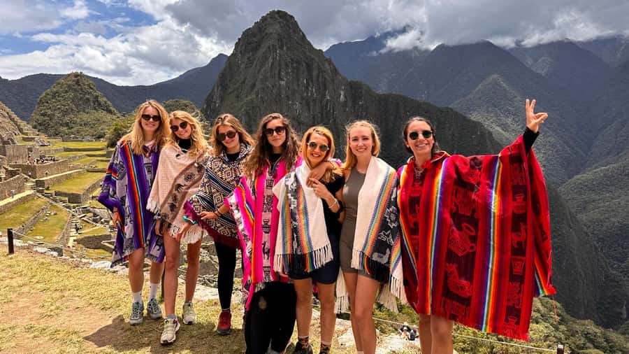 From Cusco: 2-Day Trip to the Sacred Valley and Machu Picchu - Machu Picchu with a guide