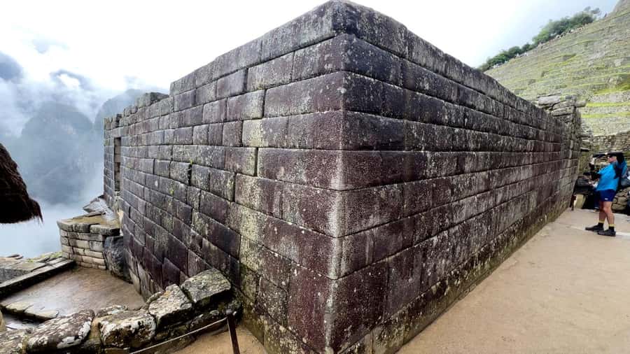 From Cusco: 2-Day Trip to the Sacred Valley and Machu Picchu - Urubamba lunch: an extra meal in the valley
