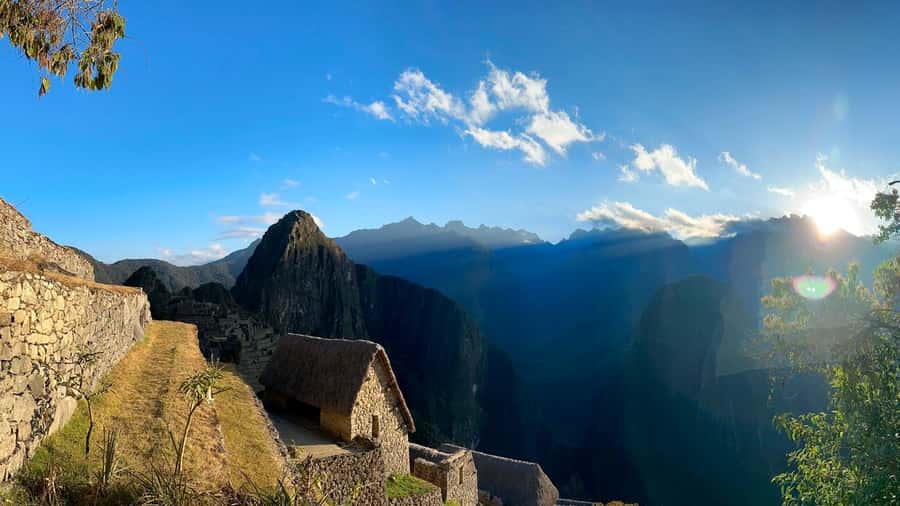 From Cusco: 2-Day Trip to the Sacred Valley and Machu Picchu - The Ollantaytambo to Aguas Calientes train