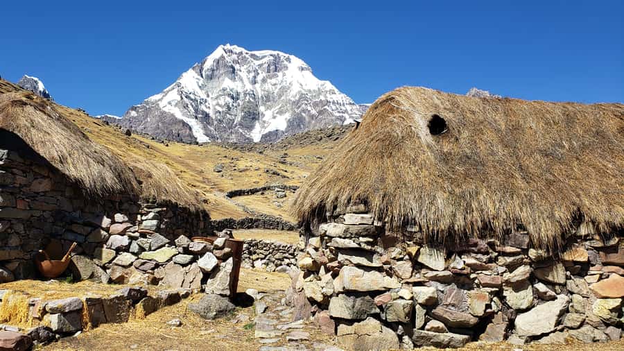 From Cusco: 7 Lakes of Ausangate Full Day Tour - Pacchanta hot springs after the hike