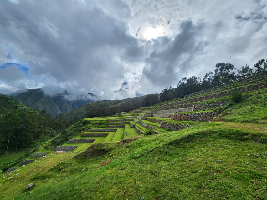 From Cusco: Chinchero, Moray, Maras, Ollantaytambo and Pisaq - Maras: salt pools cut into the mountainside