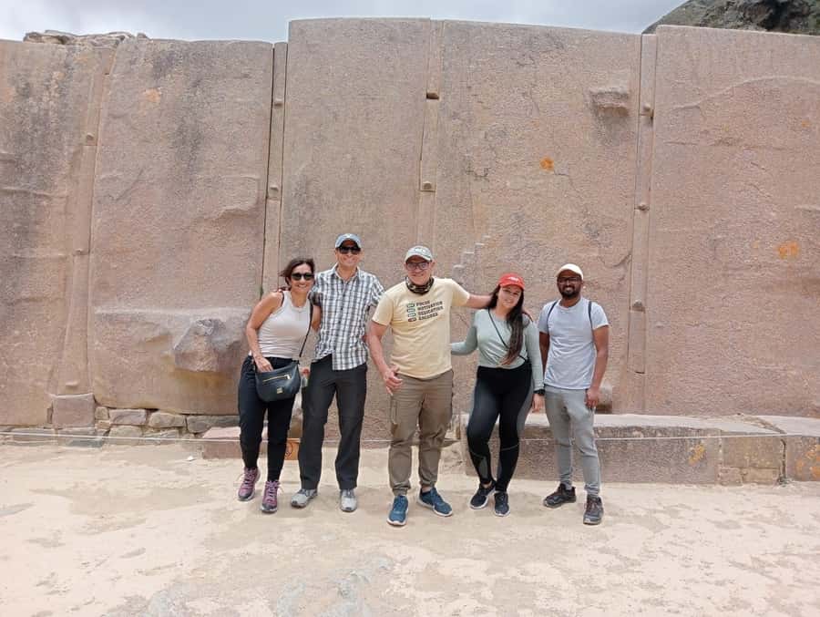 From Cusco: Chinchero, Moray, Maras, Ollantaytambo, Pisaq - Transport, group size, and the long day
