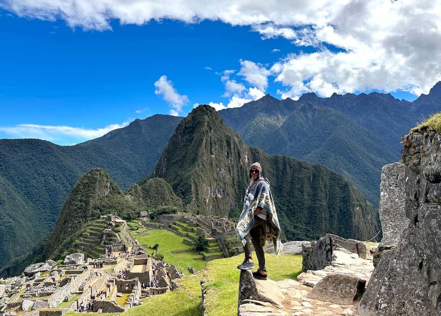 From Cusco: Full-Day Group Tour of Machu Picchu - Lunch in Aguas Calientes is on your own