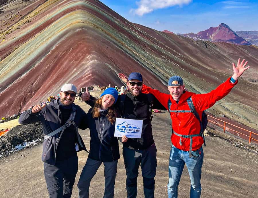 From Cusco: Full Day Rainbow Mountain + Red Valley | PRIVATE - Adding the Red Valley walk