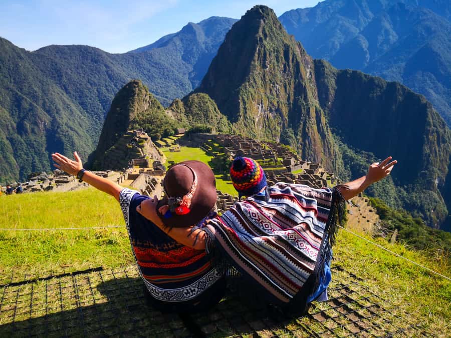 From Cusco: One-Day Tour to Machu Picchu - Aguas Calientes, the useful pause before Machu Picchu