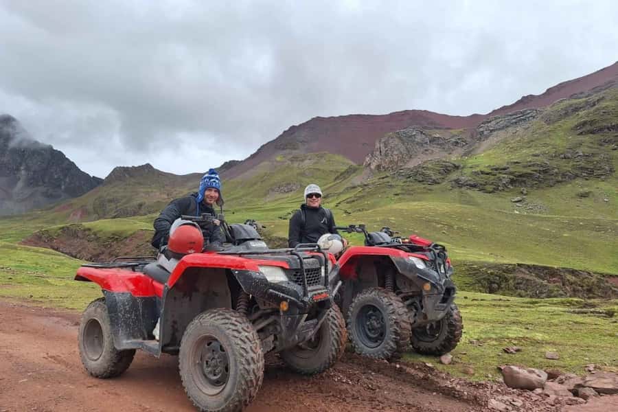 From Cusco: Rainbow Mountain in ATV Quad Bikes + meals - The final walk to Vinicunca