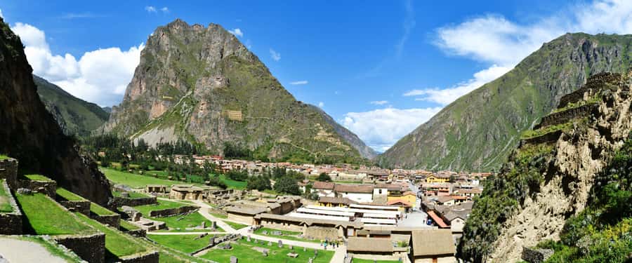 From Cusco: Sacred Valley of the Incas Full-Day Tour - Starting in Pisac, where market life meets Inca stone