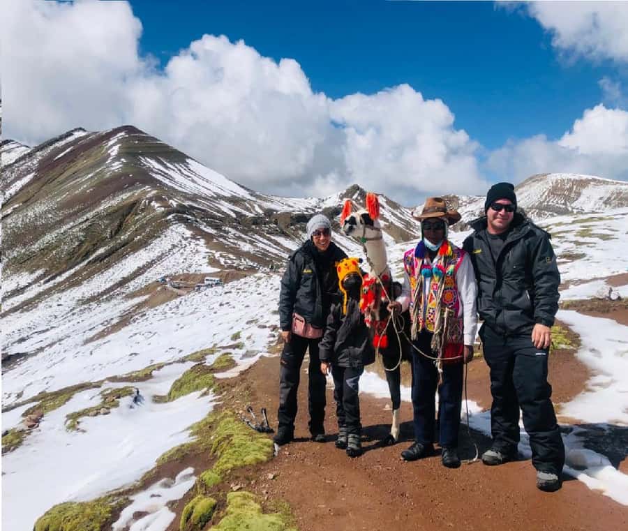 From Cusco: Vinicunca Rainbow Mountain Day Trip - The descent and buffet lunch in Cusipata