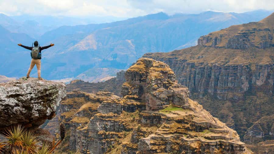 From Cusco: Waqrapukara Hike Full-Day Tour With Meals - Lunch at the Apurimac viewpoint