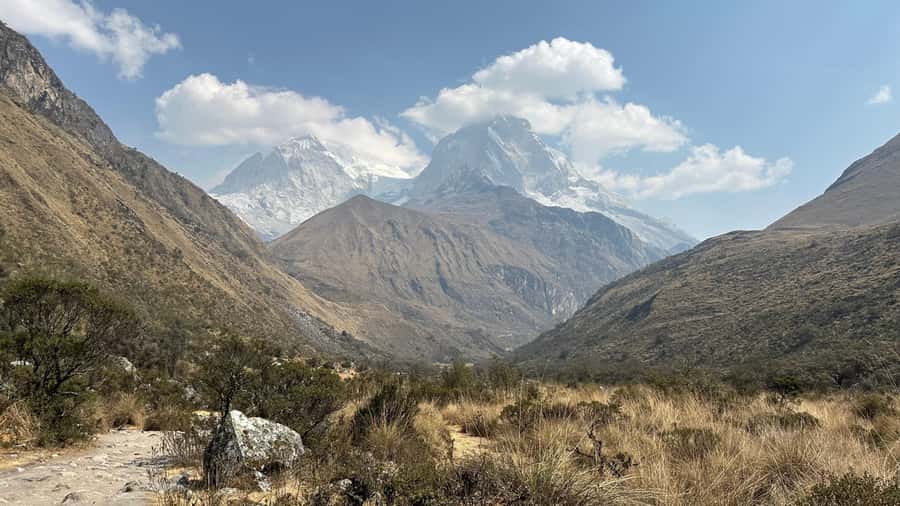 From Huaraz: Hike to the Lagoon 69 - Guide language and what to expect