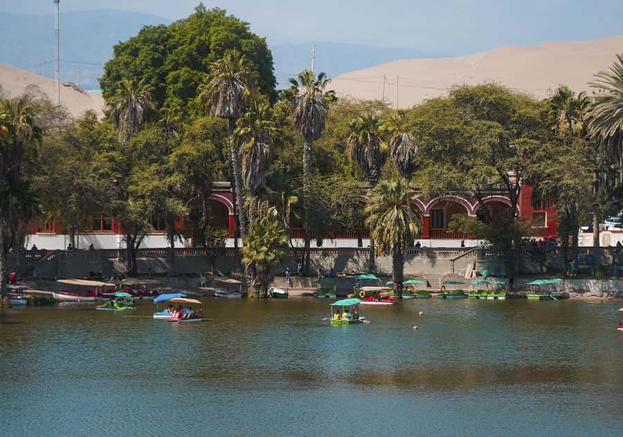 From Lima: Nazca Lines and Ica Desert Day Trip - Why combine Nazca and Huacachina in one day?