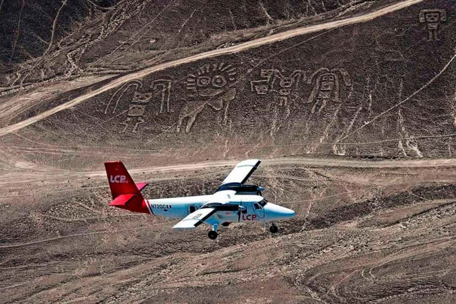 From Nazca: Flight in a light aircraft over the Nazca Lines - The 30-minute route over 13 geoglyphs