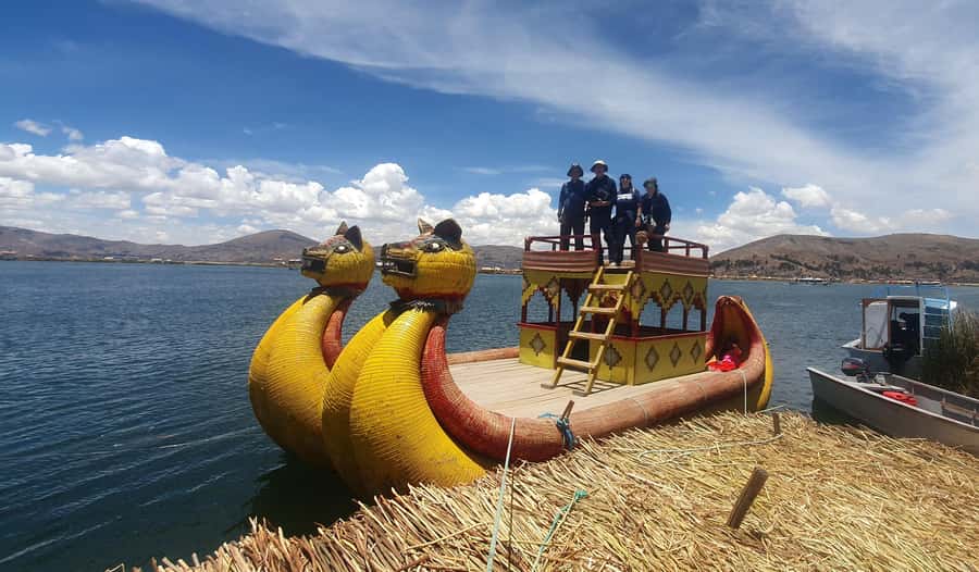 From Puno: 3-Hour Uros Floating Islands Tour - Private Tour or Small Group?