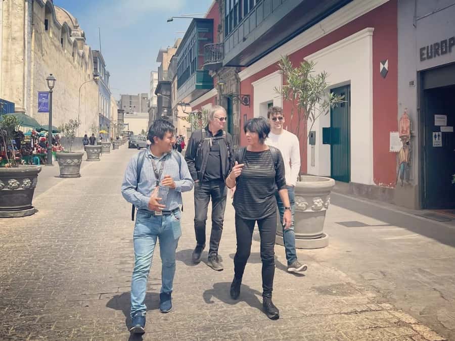 Full Day Lima: Local Market+ CityTour+ Barranco & Miraflores - Walking, comfort, and access