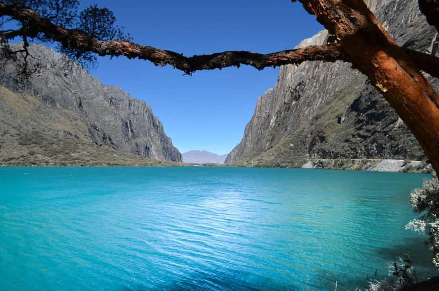 Huaraz: 3-hour Trek to Laguna 69 with Optional Lunch - The descent and the long return to Huaraz