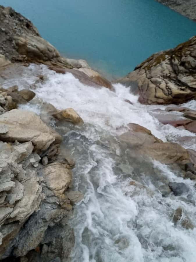 Huaraz: Full Day Rocotuyoc Lagoon + Frozen Lagoon - Paqcharuri Waterfall and Llamaruri cave paintings