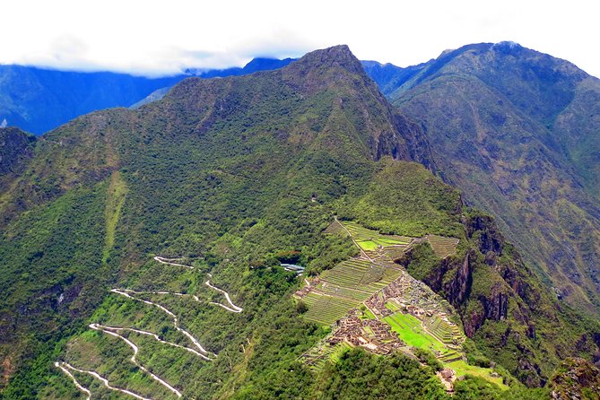 Huayna Picchu and Machu Picchu from Cusco Full day - A short break in Aguas Calientes
