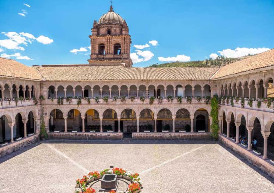 In Cusco: Saqsaywaman, Qenqo, Pukapukara, Tambomachay. - Why this Cusco city tour works as a first outing