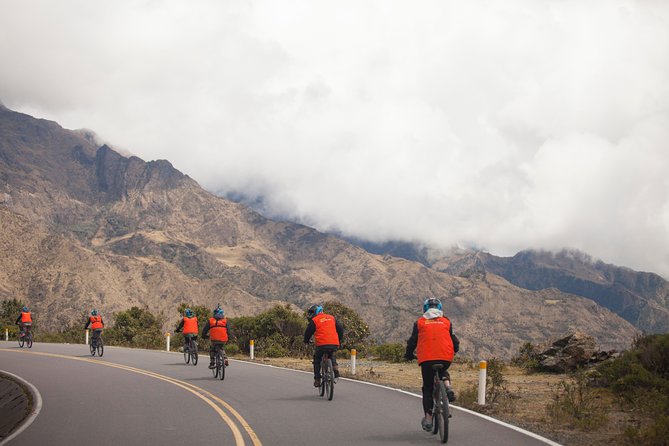 Inca Jungle Premium to Machu Picchu 4-Day and 3-Nights - Day two: Forest walking and Cocalmayo hot springs