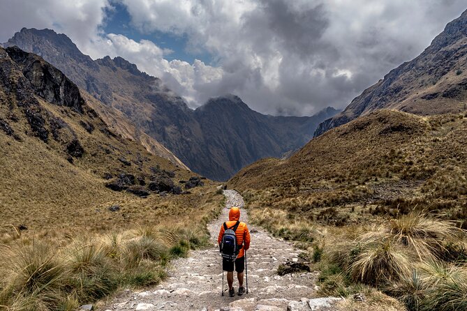 Inca Trail 4 Day Adventure to Machu Picchu with Panoramic Train - Day 4: Entering Machu Picchu through the Sun Gate
