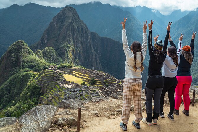 Inca Trail 4 Day Adventure to Machu Picchu with Panoramic Train - Food, tents, porters, and daily comfort