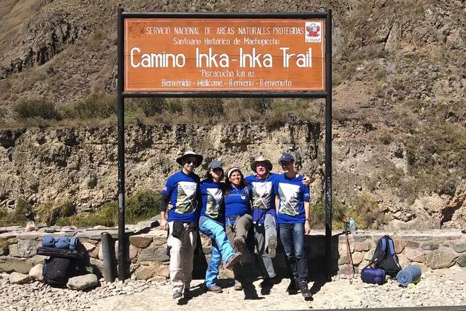 Inca Trail to Machu Picchu 4 Days - Small Group / Reservations 2026 - Food, sleeping gear, and what you carry