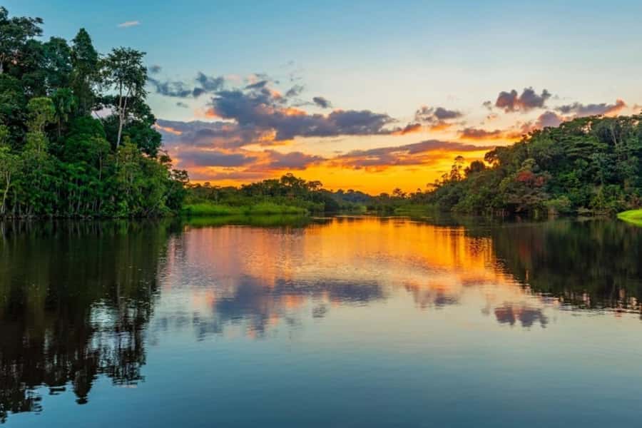 Iquitos: Amazon Jungle in 2 Days: Adventure and Expedition - Leaving Iquitos by the Nanay River
