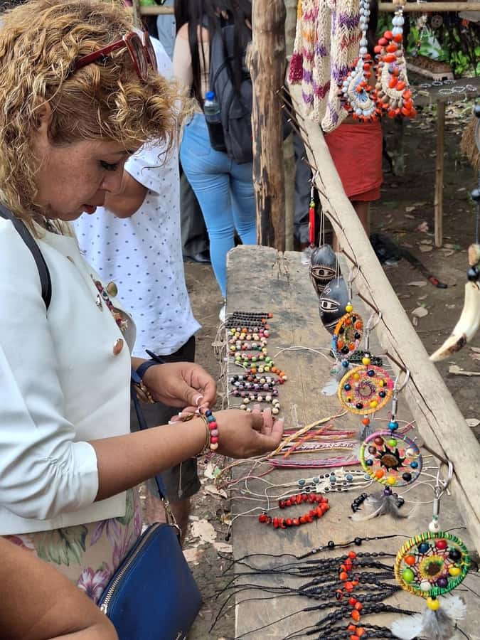 Iquitos: Amazon River Tribes Full-Day Tour with Lunch - Lunch on the water