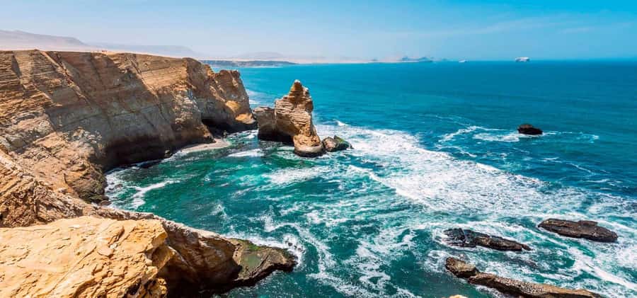 LIMA || 2D/1N: Paracas, Huacachina and Nazca. - From Lima at 4:00 AM to the Paracas coast