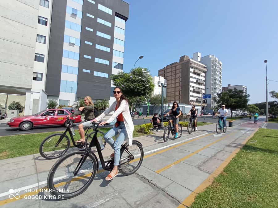 Lima Bike Tour: La Costa Verde & Jesus Statue in Chorrillos - Key points to know before you ride