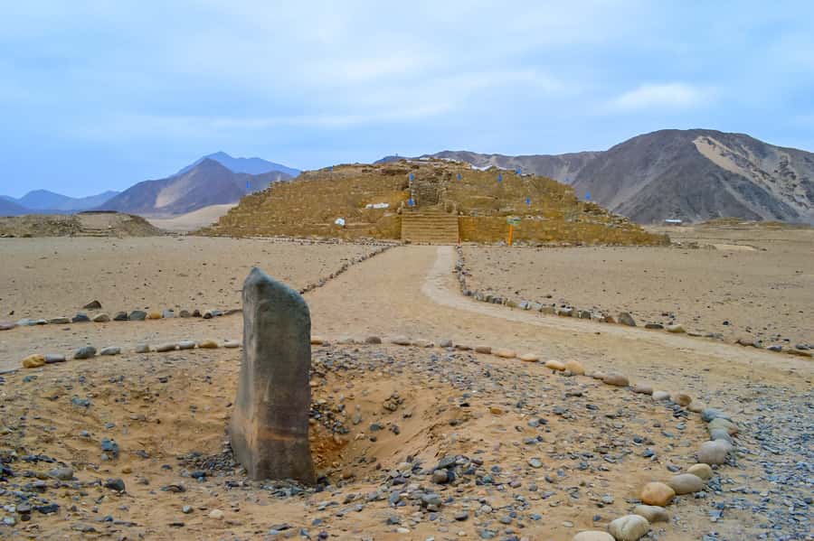 Lima: Caral Full-Day Private Excursion with Meals - Huacho lunch by the Pacific