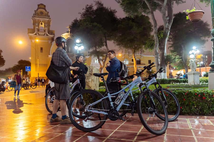 Lima: City biking - Barranco, street art and Lima’s bohemian side