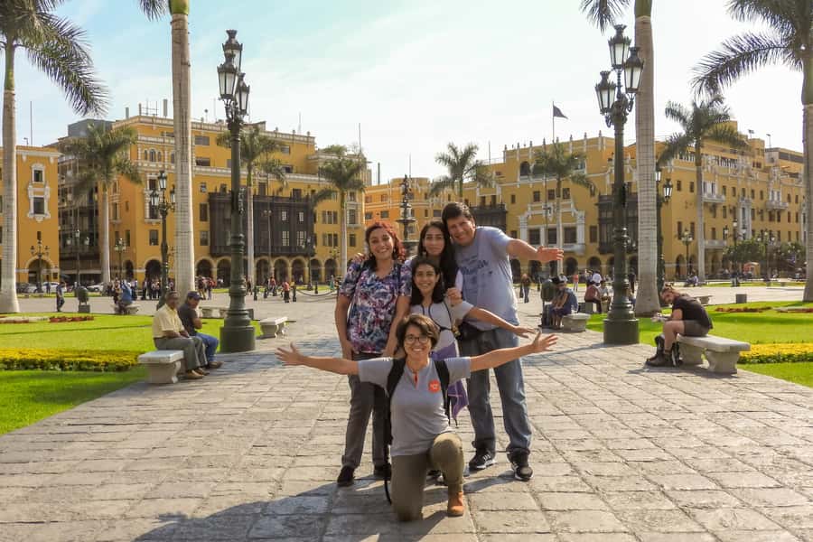 Lima: City Highlights Small Group Tour - Guides make or break a short city tour