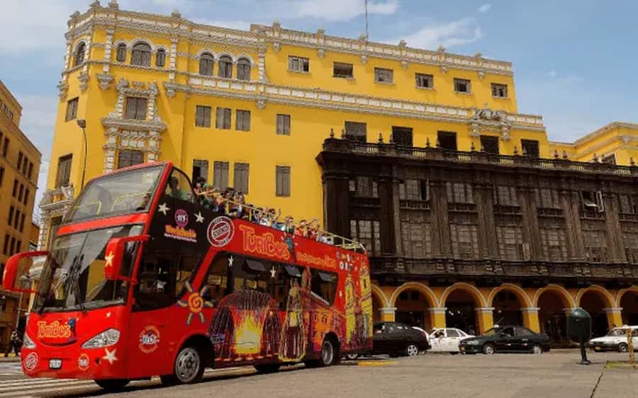 Lima : City tour 360° Panoramic bus - Sightseeing Tour - Starting in Miraflores at Av. Petit Thouars 5490
