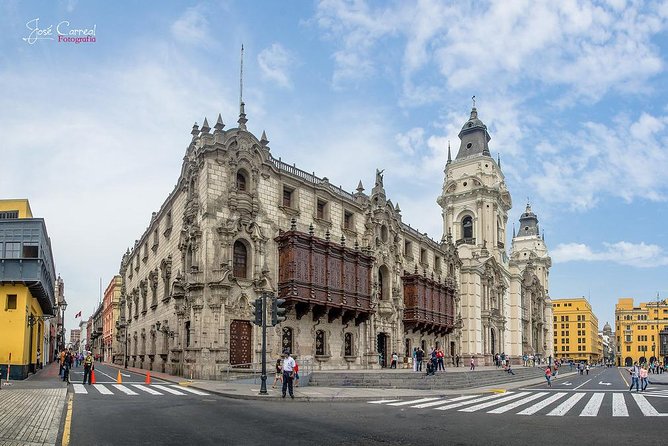 Lima City Tour. Pre-Hispanic, Colonial and Modern Tour. - Guides, Vehicles, and the Pace of the Day