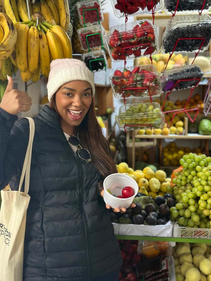 Lima: Cooking Workshop and Water Circuit Tour - Mixing a pisco sour you can repeat at home