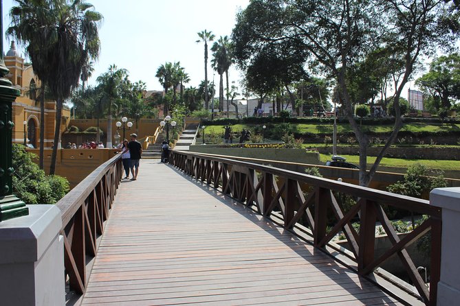 Lima FD Experience Pachacamac, Barranco, City Centre & Water Park - San Francisco Convent and the catacombs