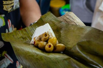 Flavors and Tradition Walking Tour with Food Tasting