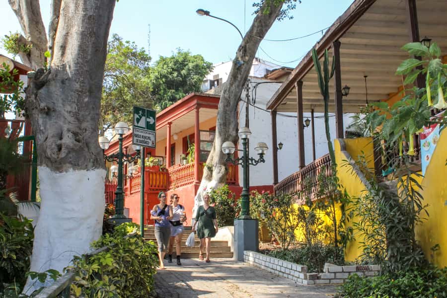 Lima Full-Day Main Attractions Tour - A family restaurant in Barranco